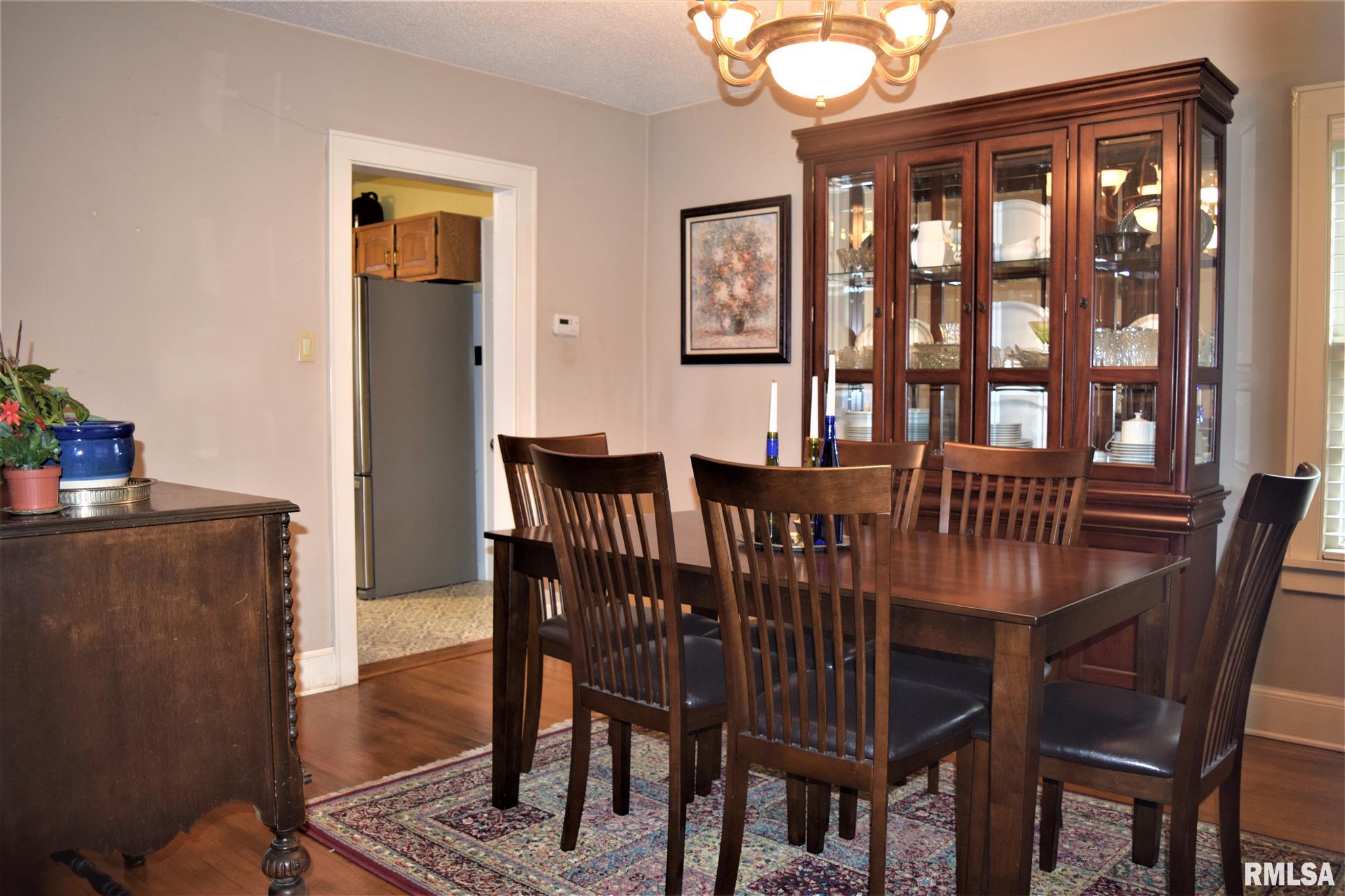 1729 Mound Road Jacksonville, IL 62650 - Photo 17 of 47 Gallery Image 17