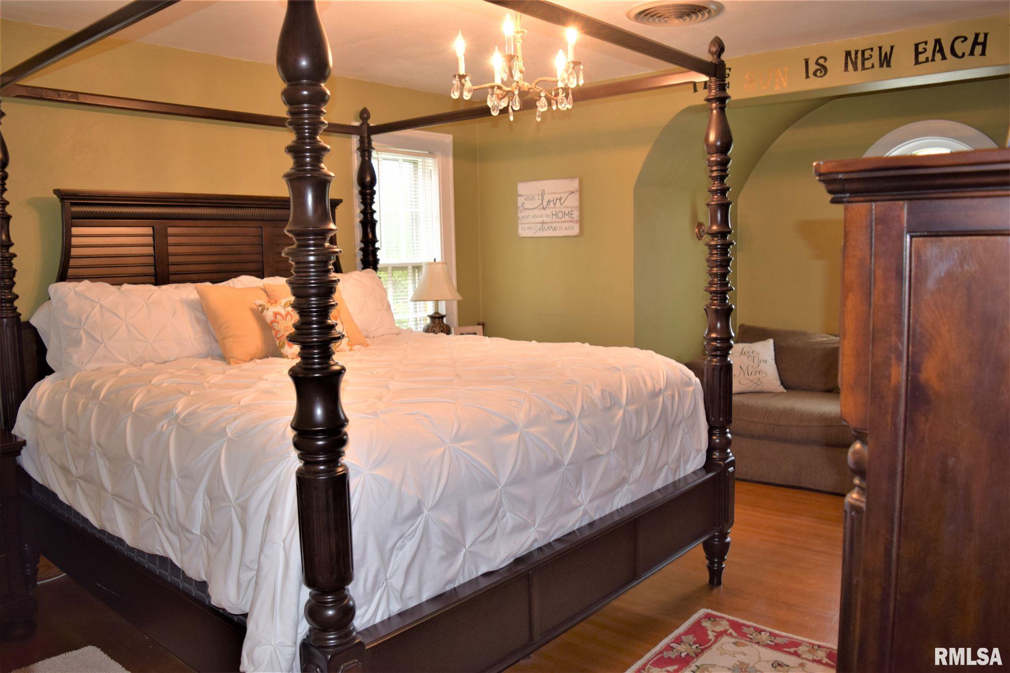 1729 Mound Road Jacksonville, IL 62650 - Photo 23 of 47 Gallery Image 23