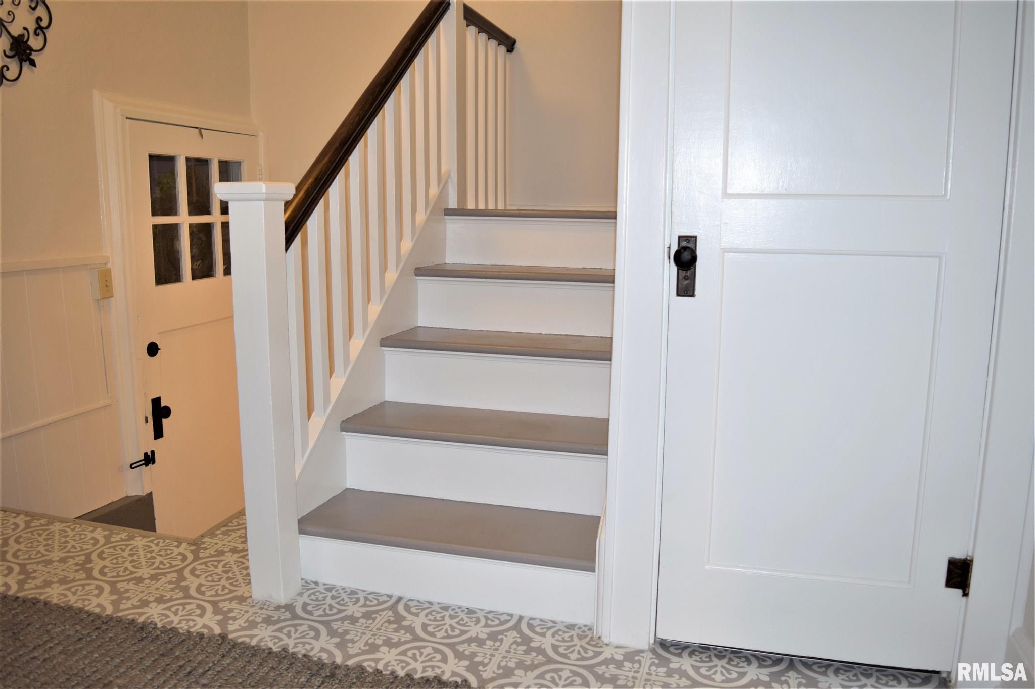 1729 Mound Road Jacksonville, IL 62650 - Photo 38 of 47 Gallery Image 38