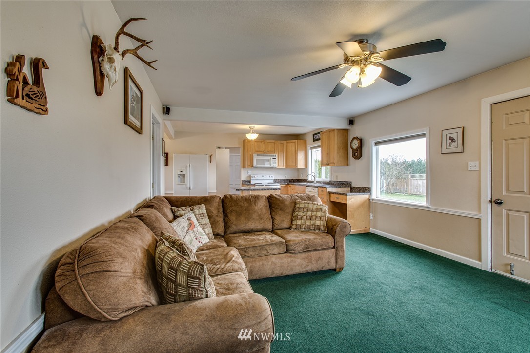 3372 Mountain View Road Ferndale, WA 98248 - Photo 5 of 25 Gallery Image 5