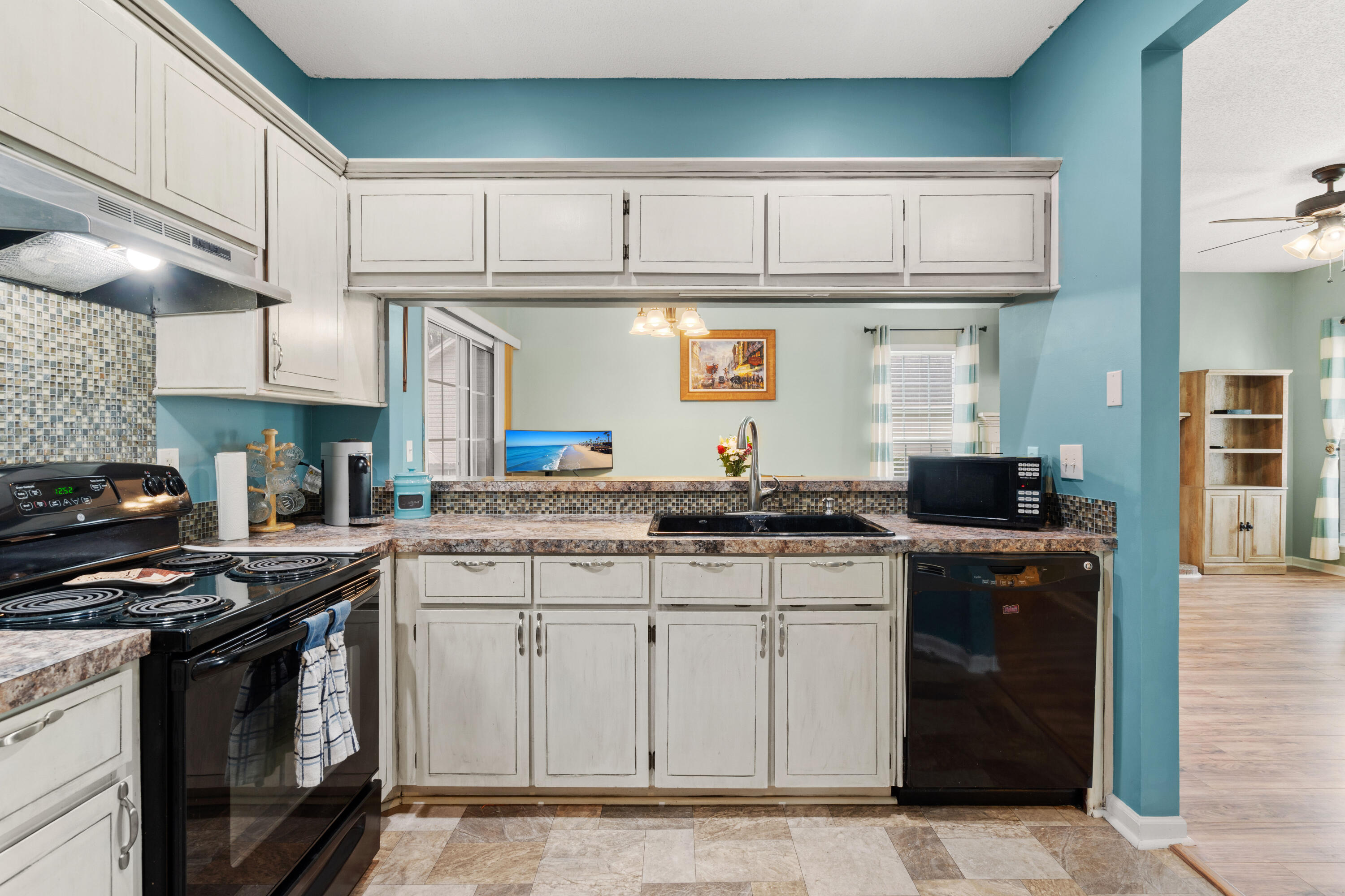 130 Landau Road Summerville, SC 29485 - Photo 13 of 26 11
