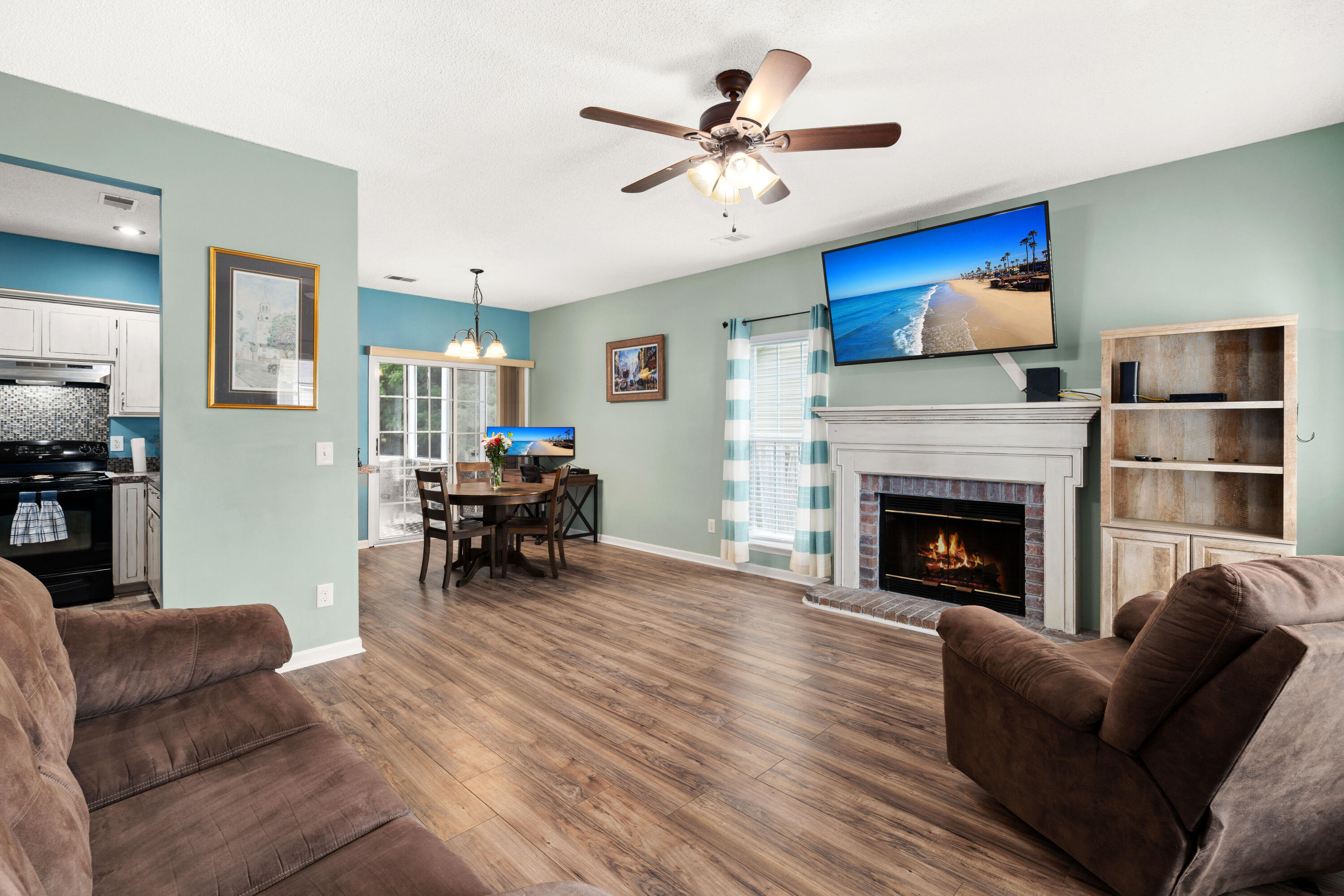 130 Landau Road Summerville, SC 29485 - Photo 6 of 26 5