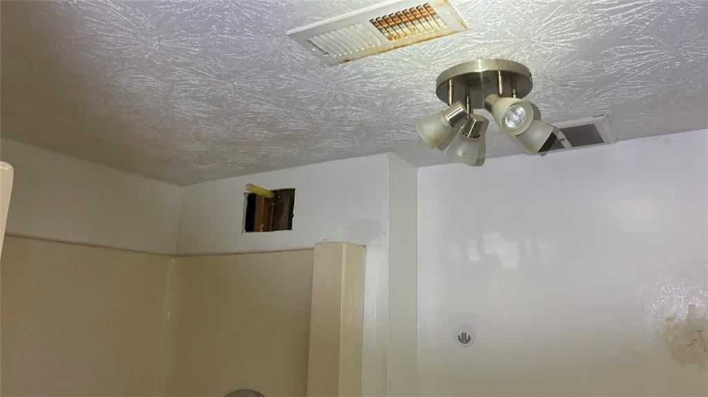 3800 Kensingwood Trace Decatur, GA 30032 - Photo 24 of 58 a close view of tap