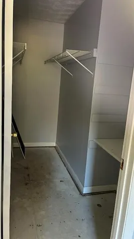 $164,900 | 3800 Kensingwood Trace, Decatur, GA 30032