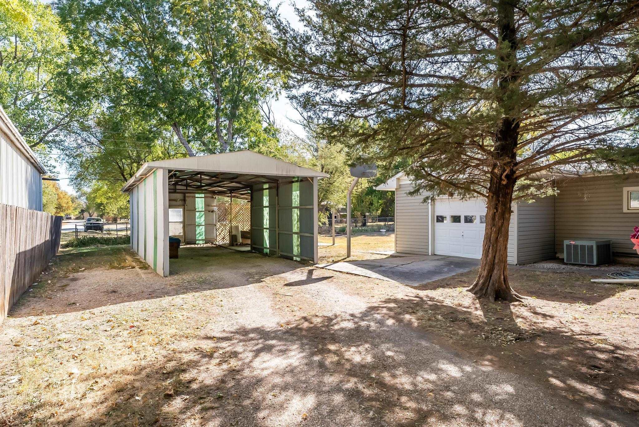 1202 Conner Road El Dorado, KS 67042 - Photo 23 of 36