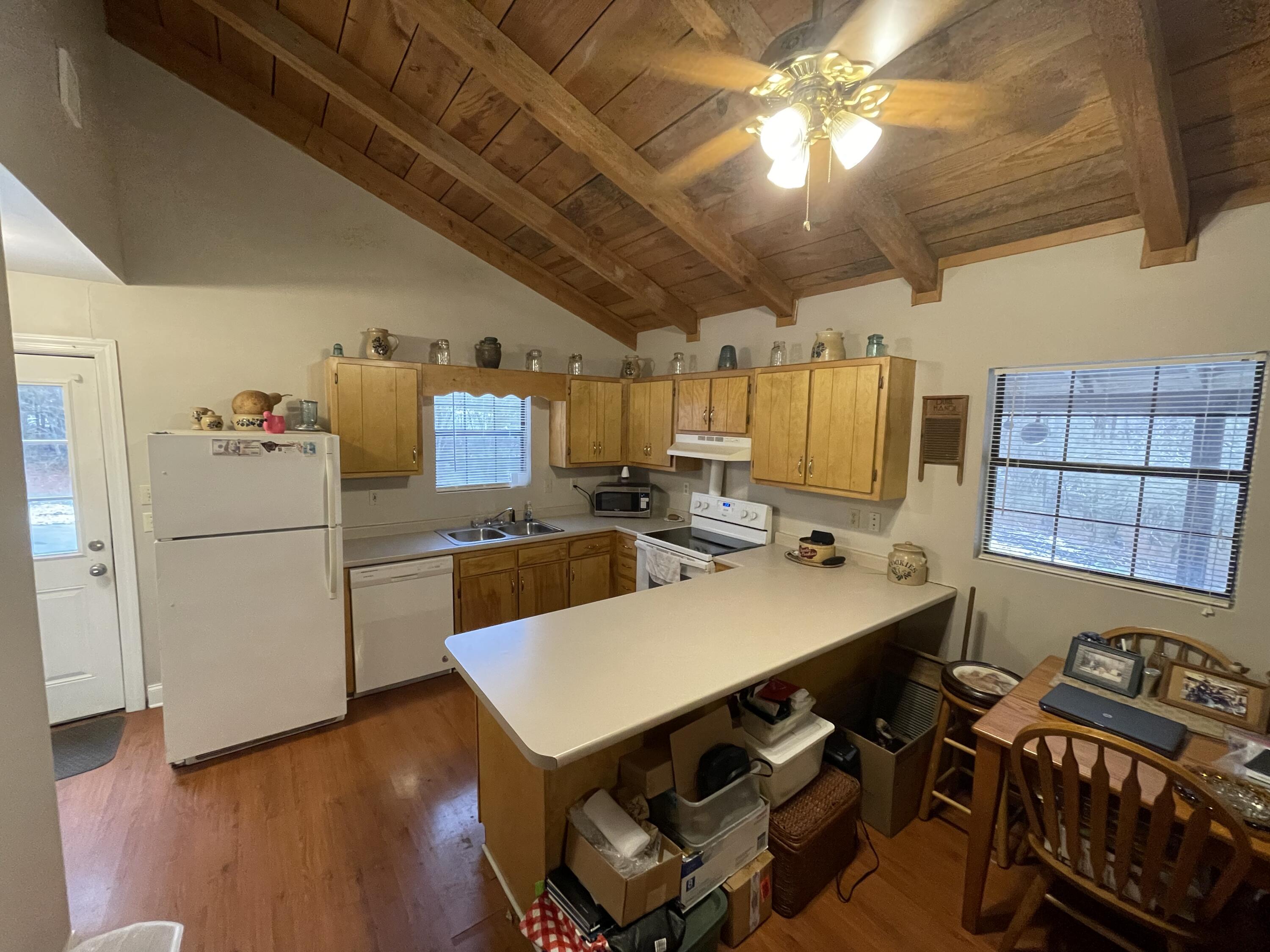 19 Charlie Stephenson Road LaFayette, GA 30728 - Photo 8 of 25 C18E582E-042F-4F73-80C6-A302769BAF36