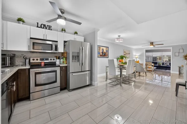$129,000 | 9881 Sunrise Lakes Boulevard, Unit 308, Sunrise, FL 33322