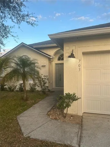 $2,200 | 703 Flagstone Street, Haines City, FL 33844