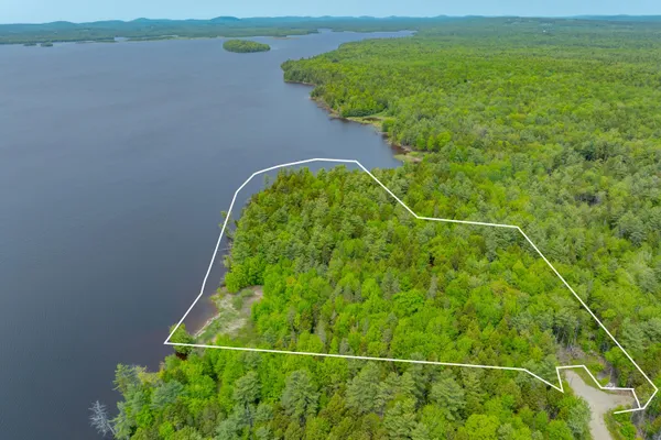 $249,900 | 80 Bufford Drive, Ellsworth, ME 04605