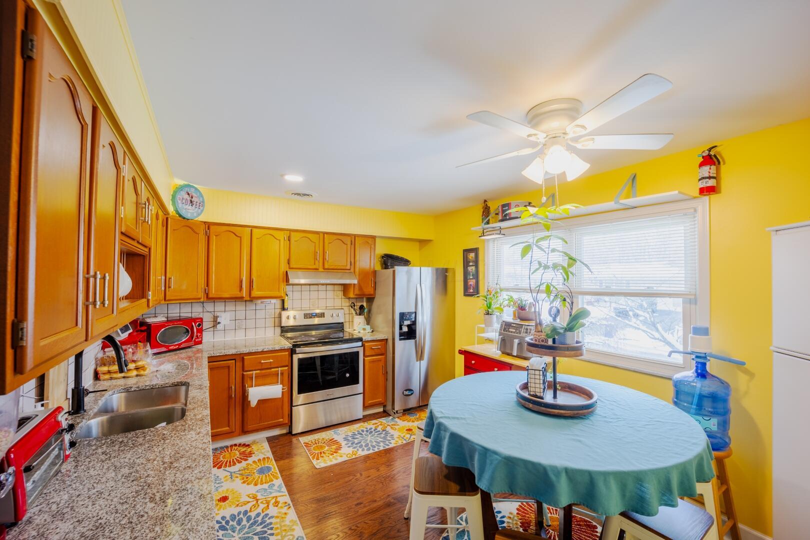 6458 Faircrest Road Columbus, OH 43229 - Photo 26 of 40 R6__4981-HDR (Large)