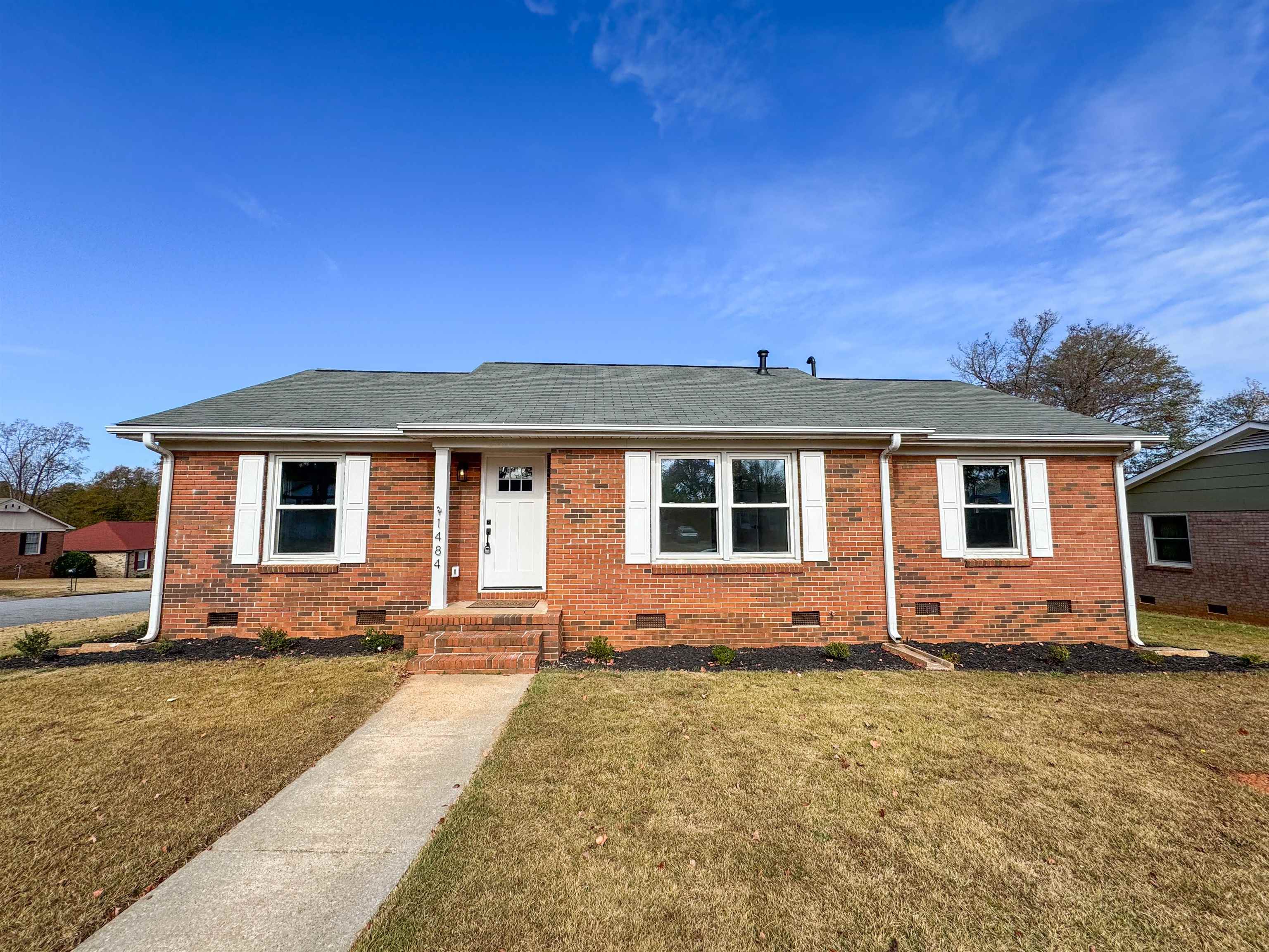 1484 Dover Road Spartanburg, SC 29301 - Photo 1 of 23