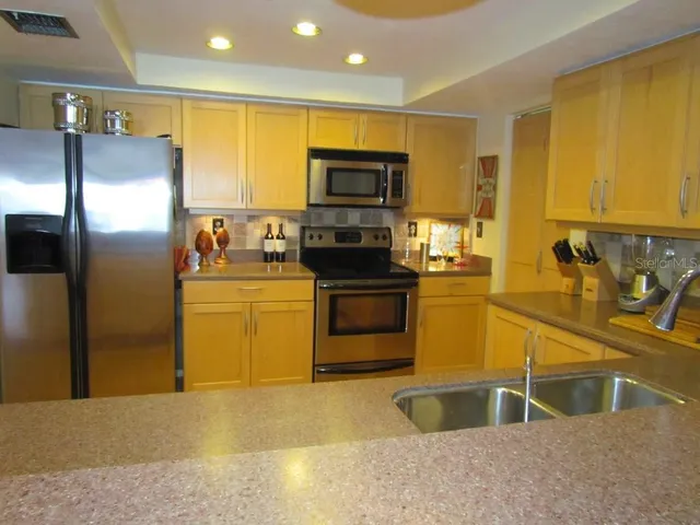 $6,999 | 16330 Gulf Boulevard, Unit 304, Redington Beach, FL 33708