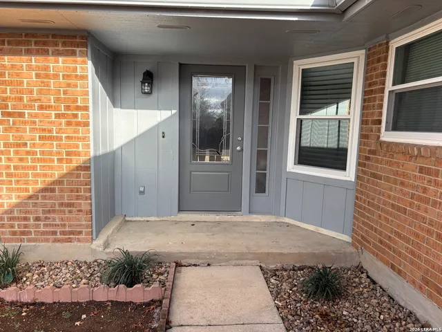 $1,800 | 108 Dobie Boulevard, Cibolo, TX 78108