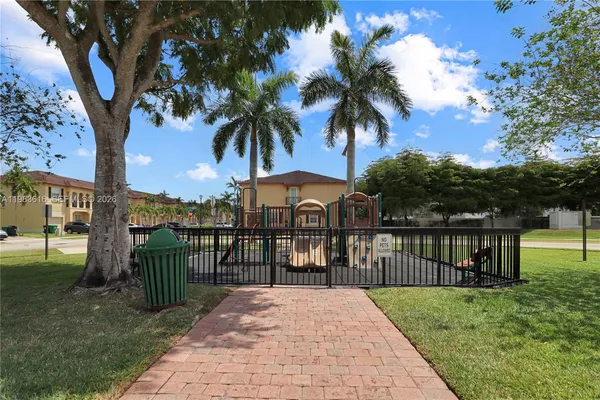 $2,900 | 12808 Southwest 132nd Terrace, Miami, FL 33186