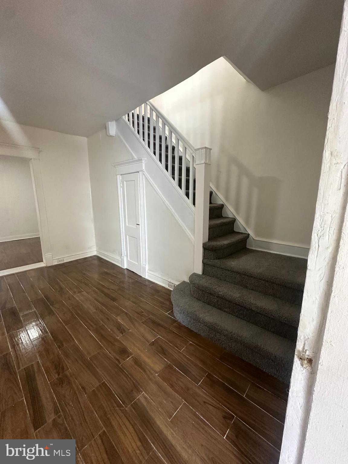 3219 North 29th Street Philadelphia, PA 19129 - Photo 4 of 17 a view of entryway
