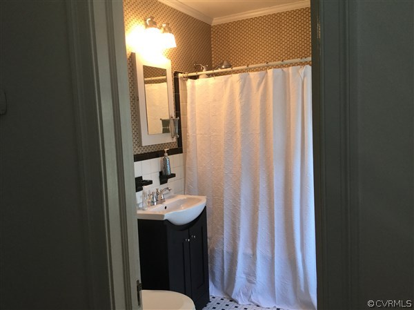 2115 Lennox Road Henrico, VA 23228 - Photo 2 of 6 Gallery Image 2