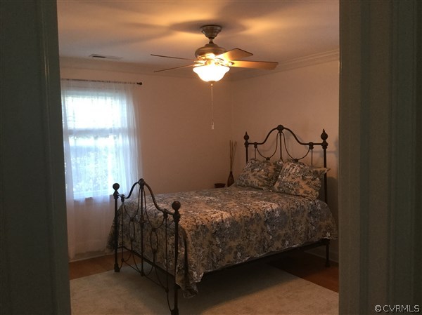 2115 Lennox Road Henrico, VA 23228 - Photo 3 of 6 Gallery Image 3