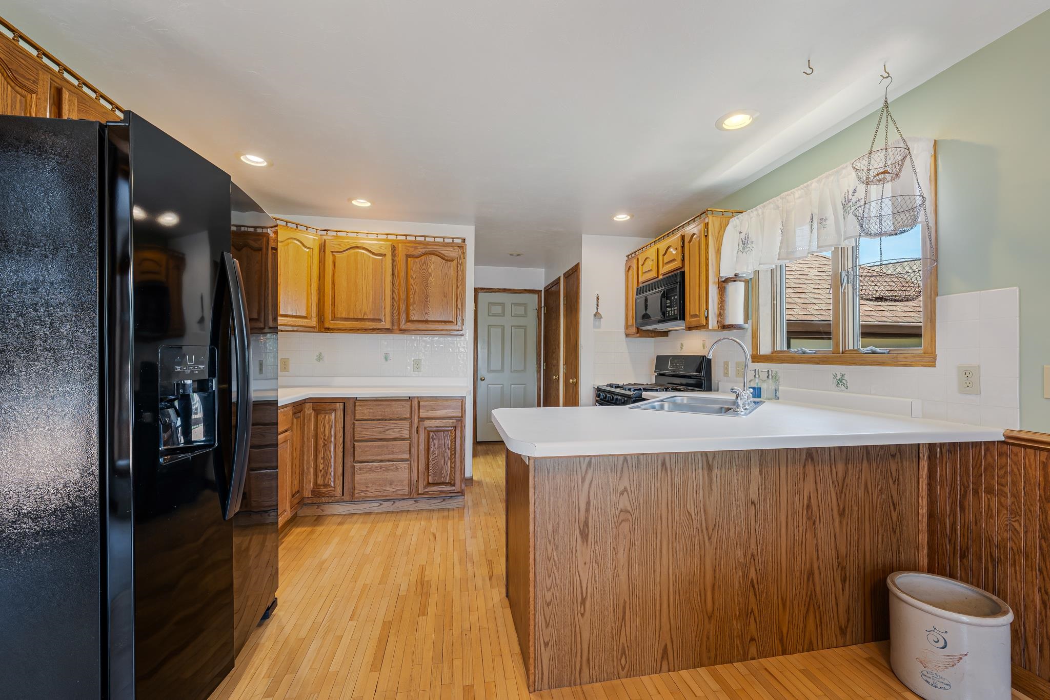358 South 5th Street Winneconne, WI 54986 - Photo 19 of 51