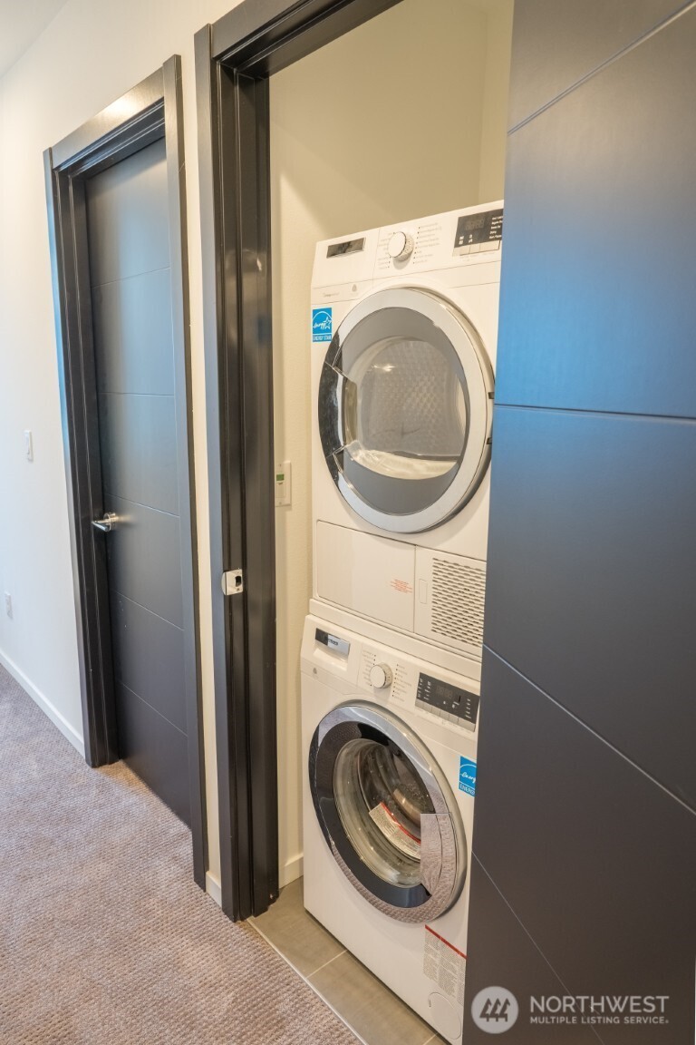 206 22nd Avenue, Unit A Seattle, WA 98122 - Photo 29 of 37