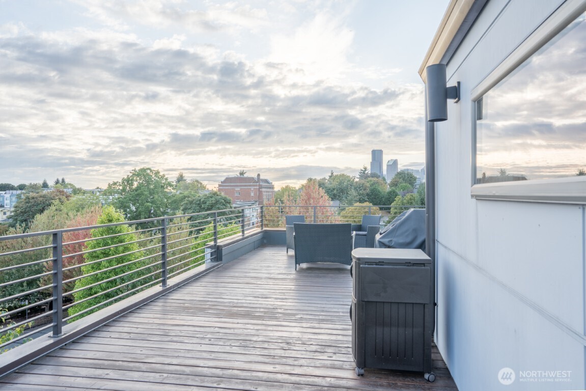 206 22nd Avenue, Unit A Seattle, WA 98122 - Photo 31 of 37