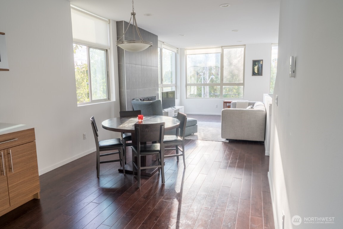 206 22nd Avenue, Unit A Seattle, WA 98122 - Photo 9 of 37