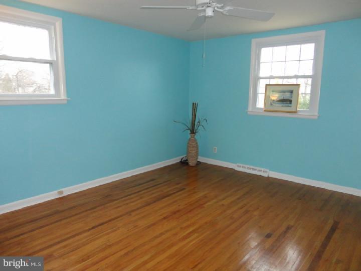 102 Green Ridge Road Voorhees, NJ 08043 - Photo 18 of 25 Bedroom 4