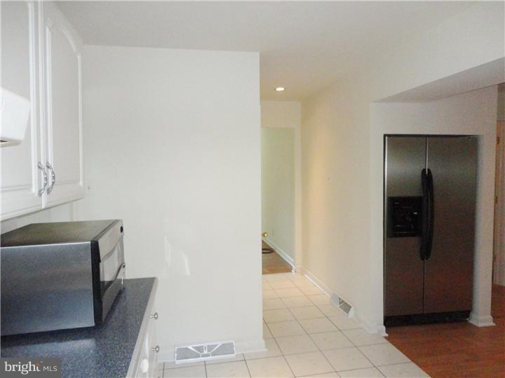102 Green Ridge Road Voorhees, NJ 08043 - Photo 24 of 25 Kitchen
