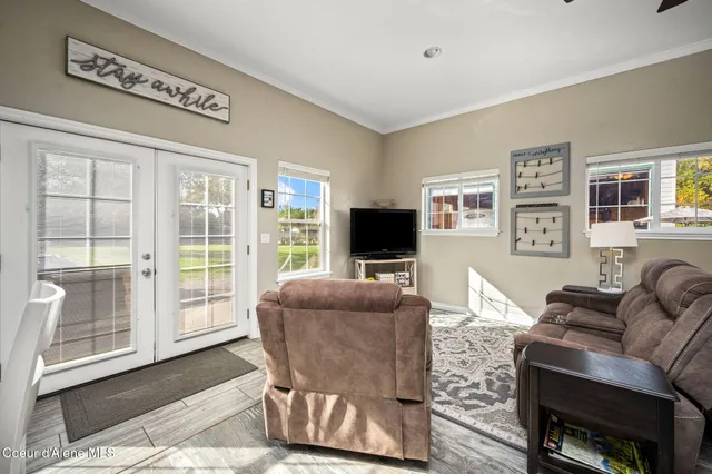 $995,000 | 7671 North 4th Street, Dalton Gardens, ID 83815