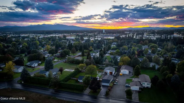 $995,000 | 7671 North 4th Street, Dalton Gardens, ID 83815