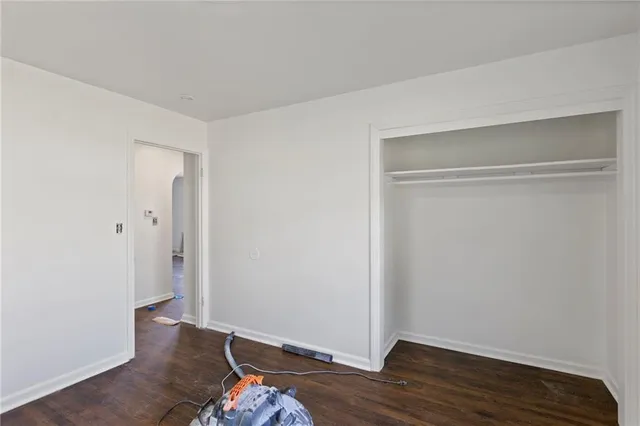 $220,000 | 4216 Merriam Drive, Overland Park, KS 66203