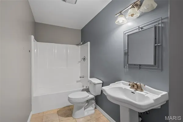 $395,000 | 5501 Cates Avenue, St. Louis, MO 63112
