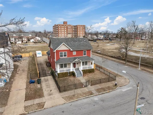 $395,000 | 5501 Cates Avenue, St. Louis, MO 63112