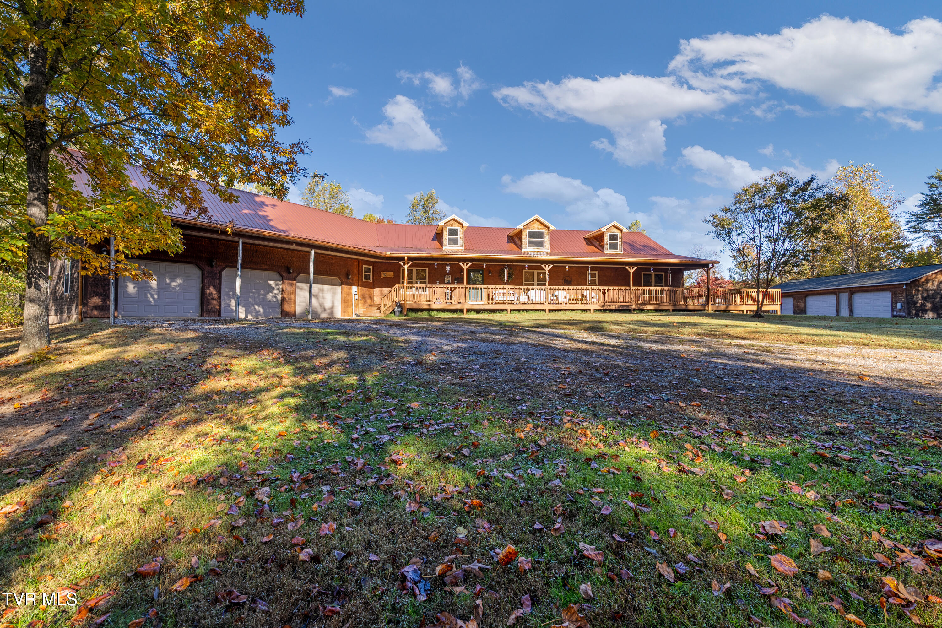 1374 West Allens Bridge Road Greeneville, TN 37743 - Photo 2 of 80 DSC05218