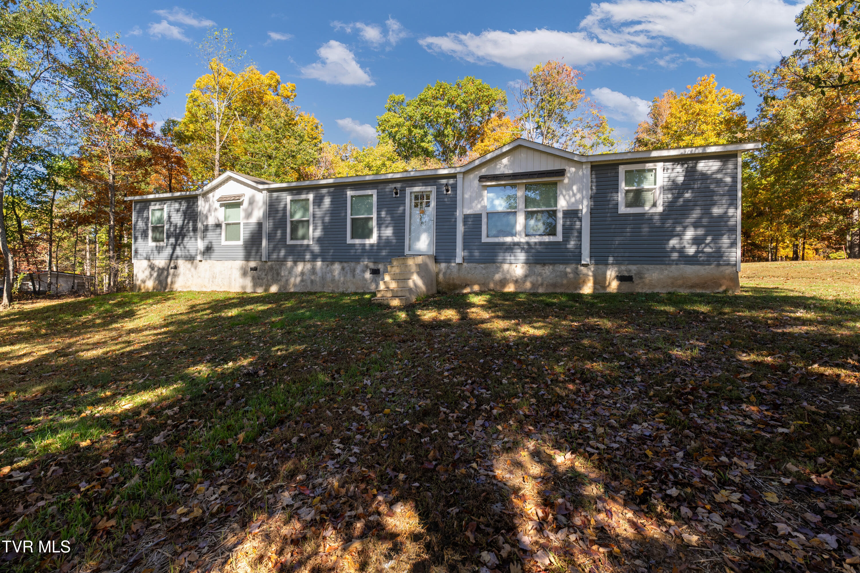 1374 West Allens Bridge Road Greeneville, TN 37743 - Photo 27 of 80 DSC05302 - Copy - Copy