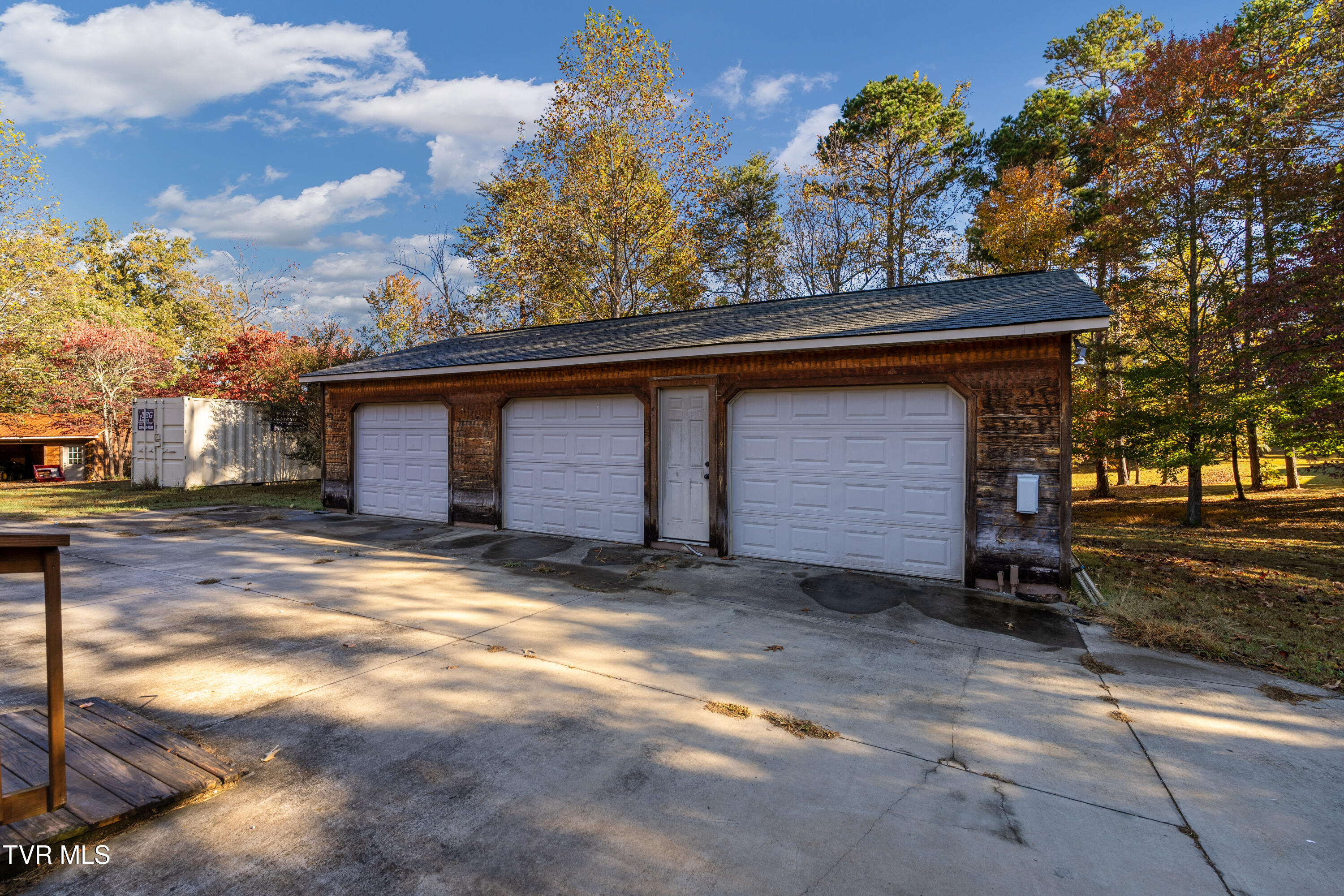1374 West Allens Bridge Road Greeneville, TN 37743 - Photo 4 of 80 DSC05234