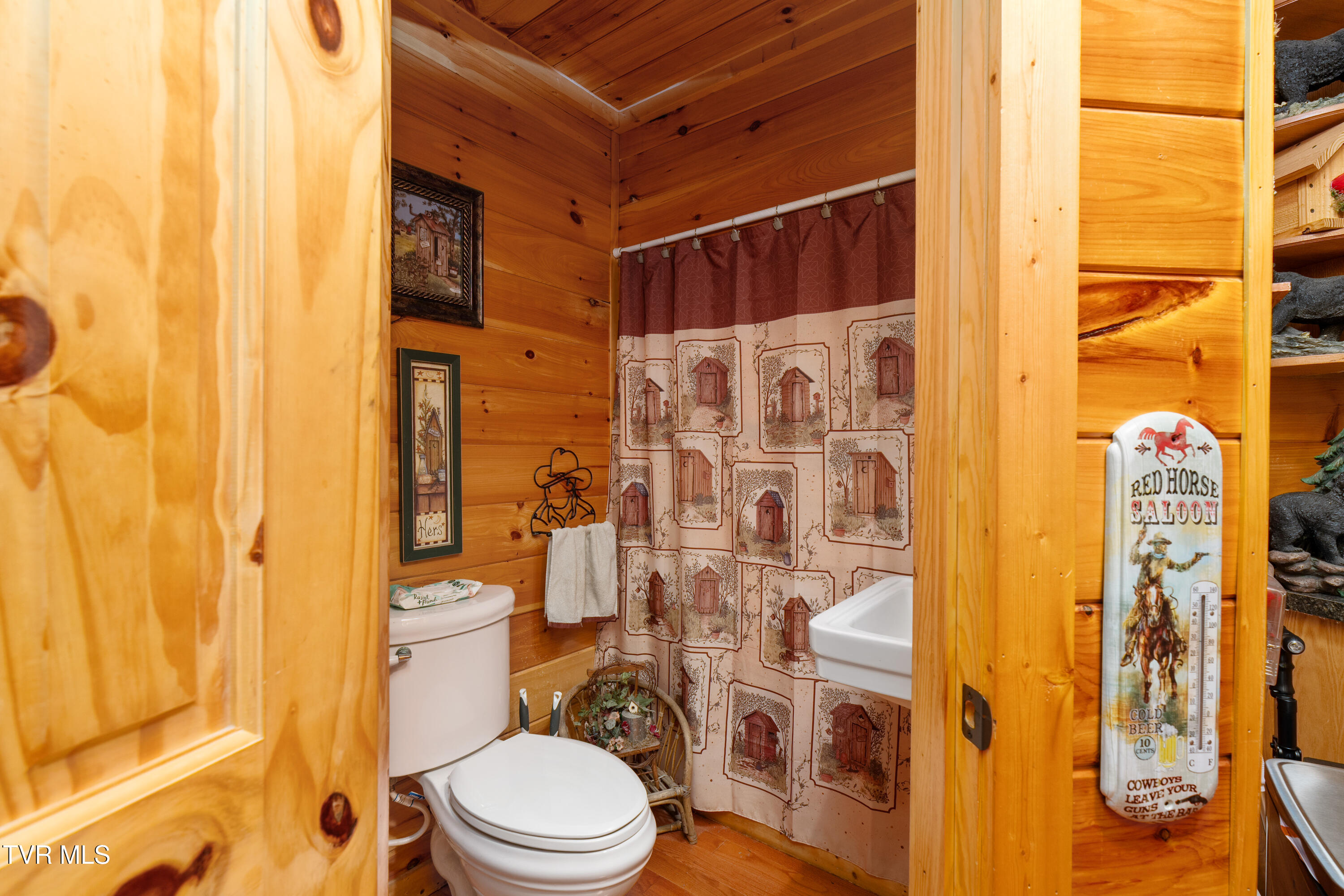 1374 West Allens Bridge Road Greeneville, TN 37743 - Photo 41 of 80 DSC04936 - Copy (2) - Copy - Copy - Copy