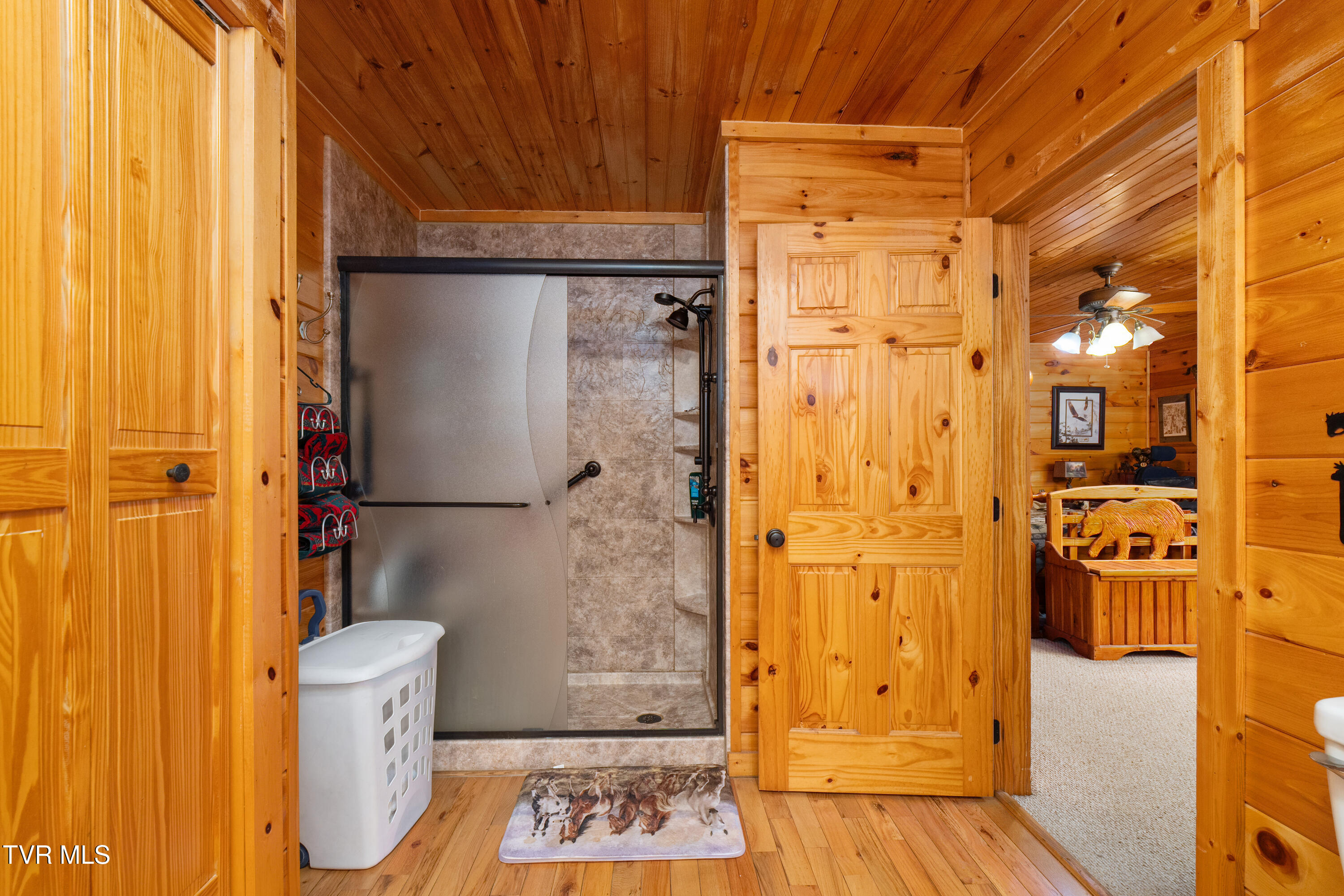 1374 West Allens Bridge Road Greeneville, TN 37743 - Photo 51 of 80 DSC05008 - Copy - Copy - Copy