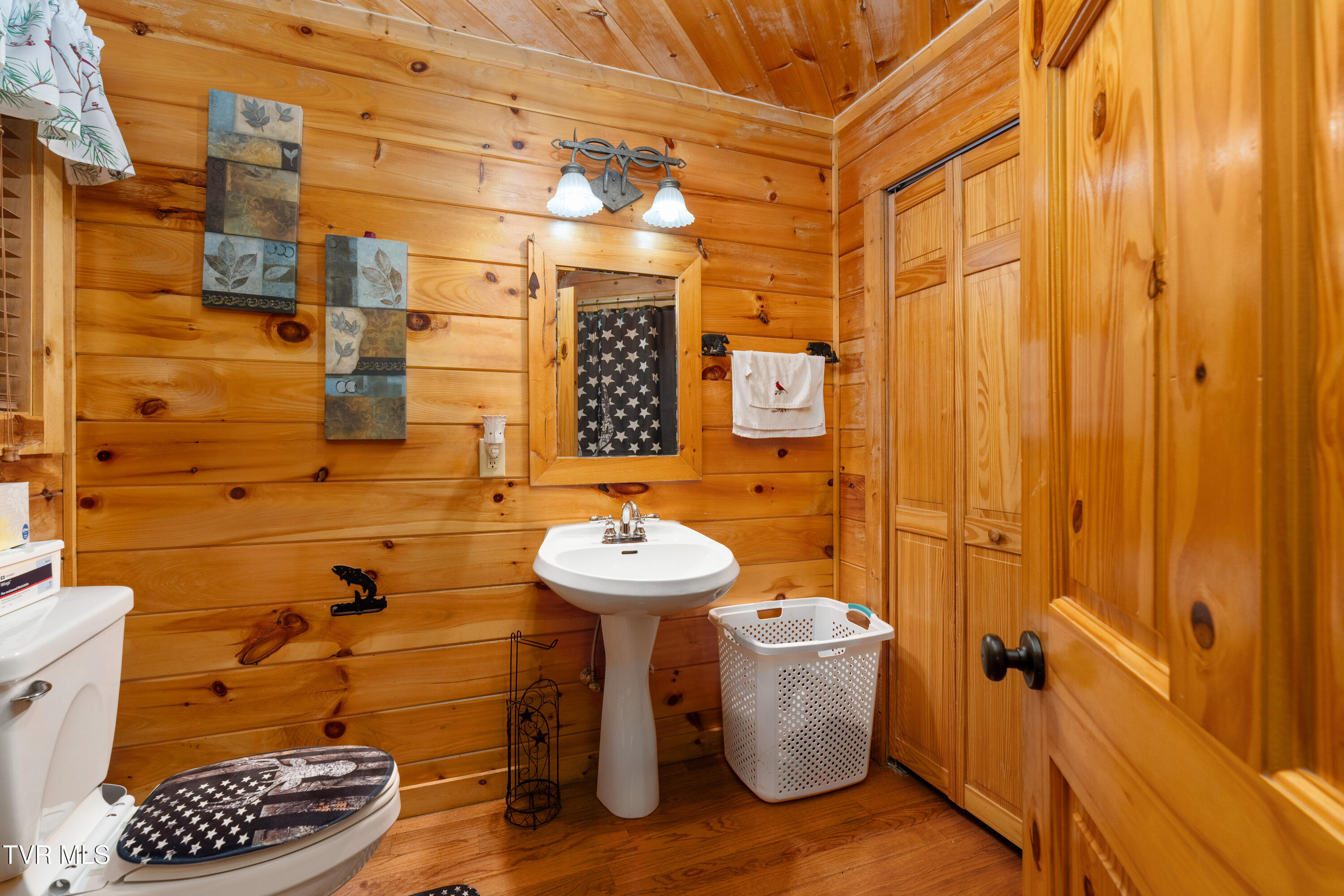 1374 West Allens Bridge Road Greeneville, TN 37743 - Photo 56 of 80 DSC05030 - Copy - Copy