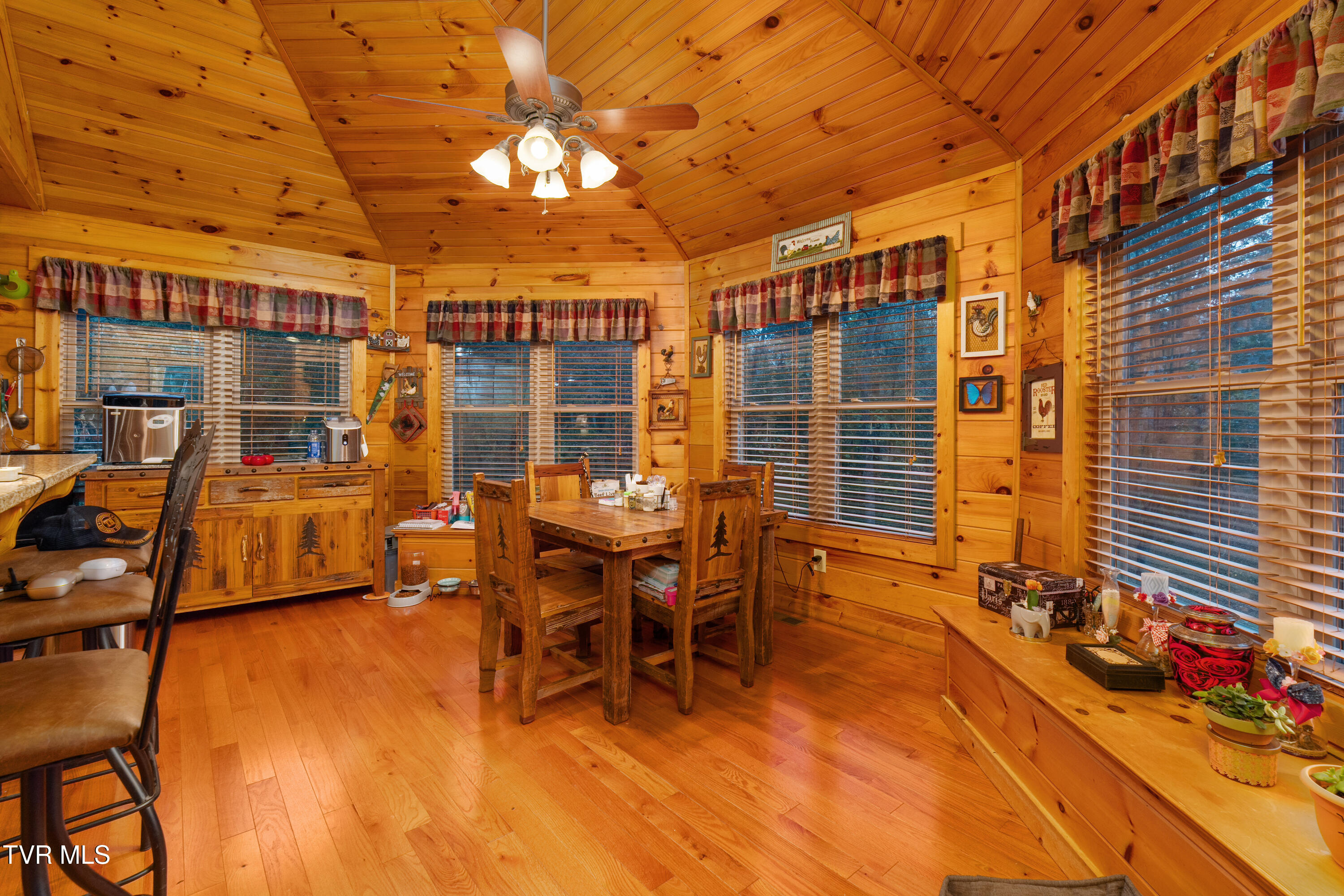 1374 West Allens Bridge Road Greeneville, TN 37743 - Photo 77 of 80 DSC05190