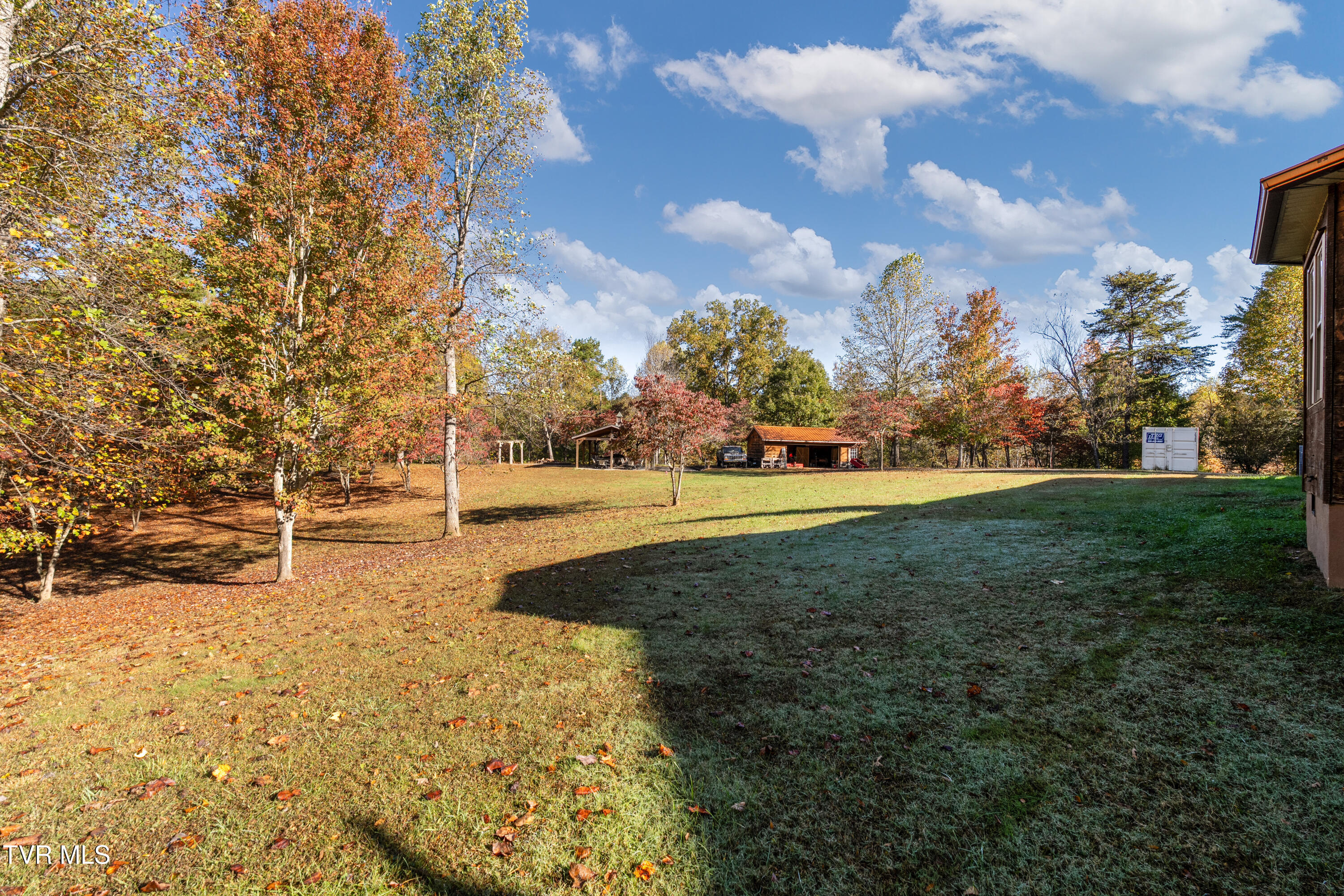 1374 West Allens Bridge Road Greeneville, TN 37743 - Photo 9 of 80 DSC05240 - Copy (3) - Copy