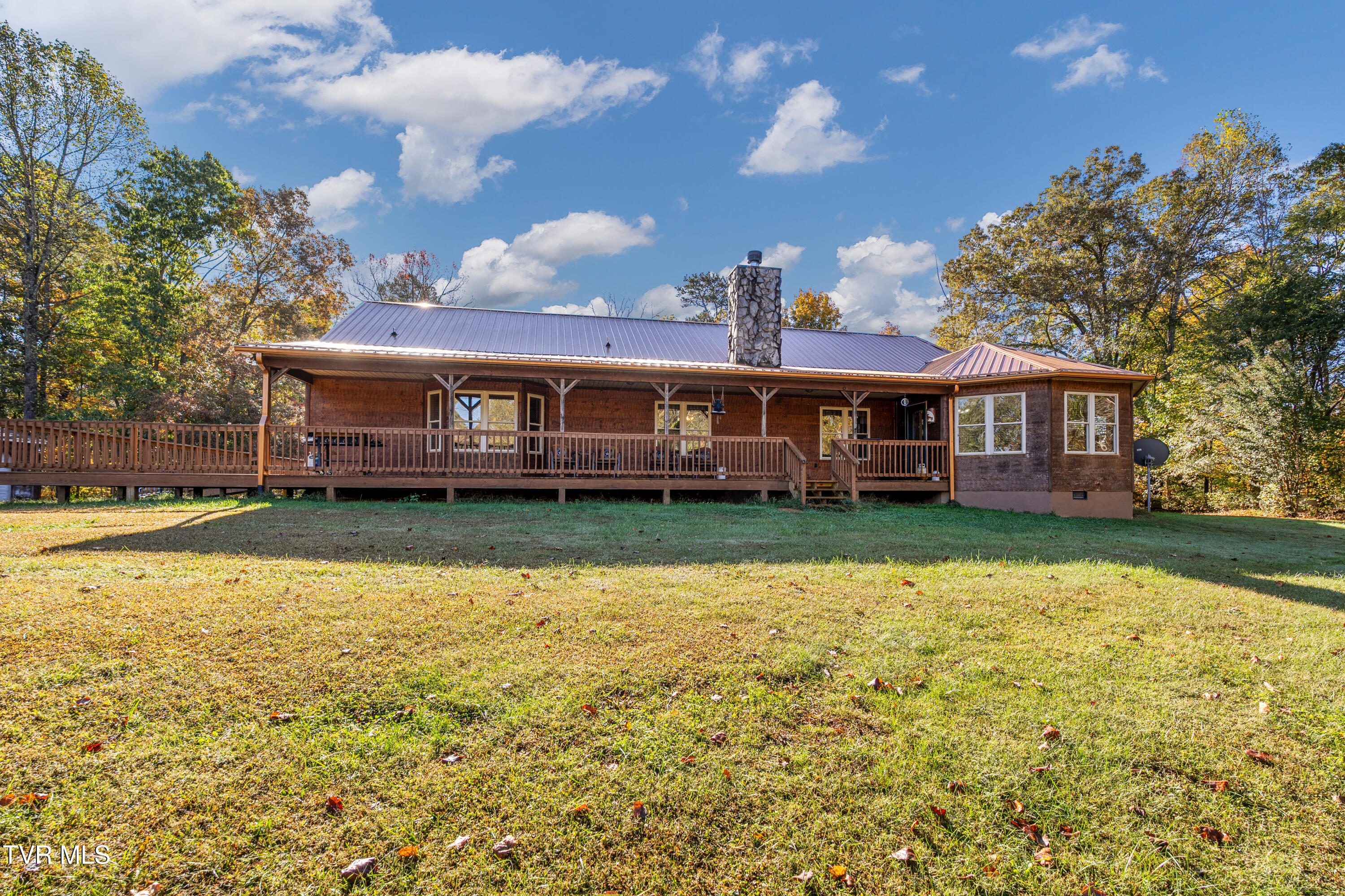 1374 West Allens Bridge Road Greeneville, TN 37743 - Photo 10 of 80 DSC05243 - Copy (3) - Copy