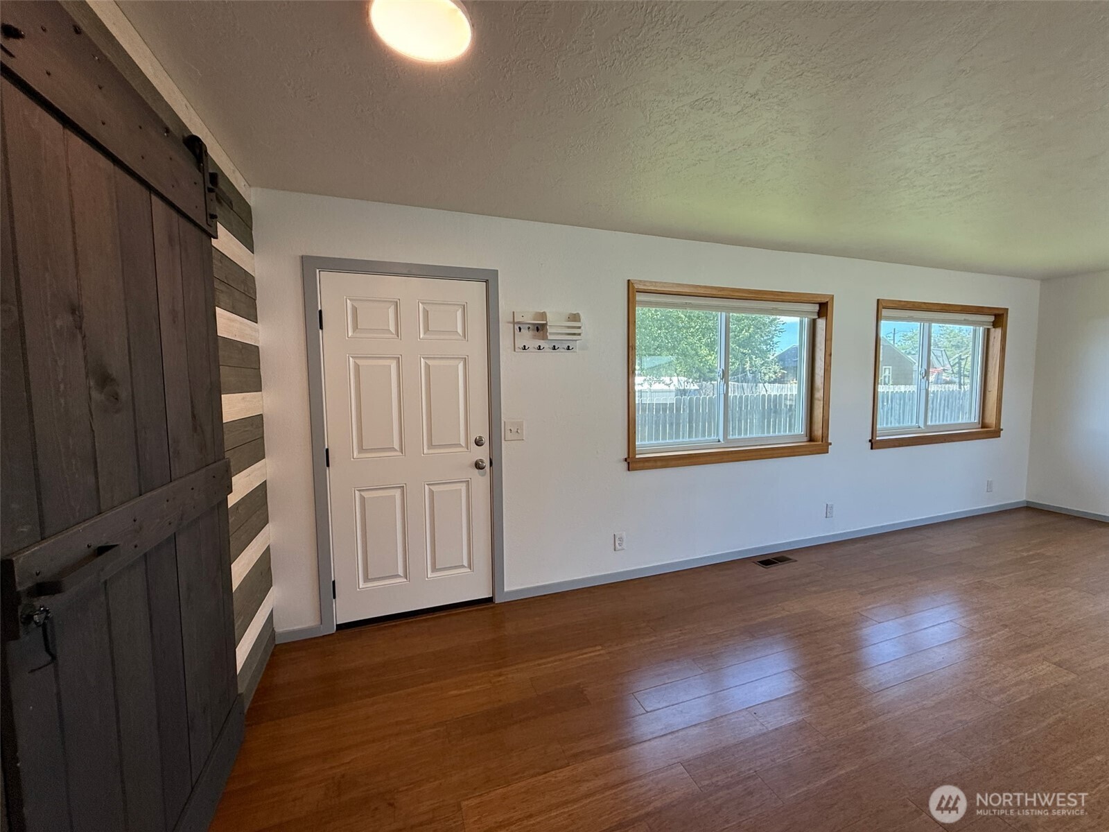 424 Southwest 3rd Street College Place, WA 99324 - Photo 10 of 35