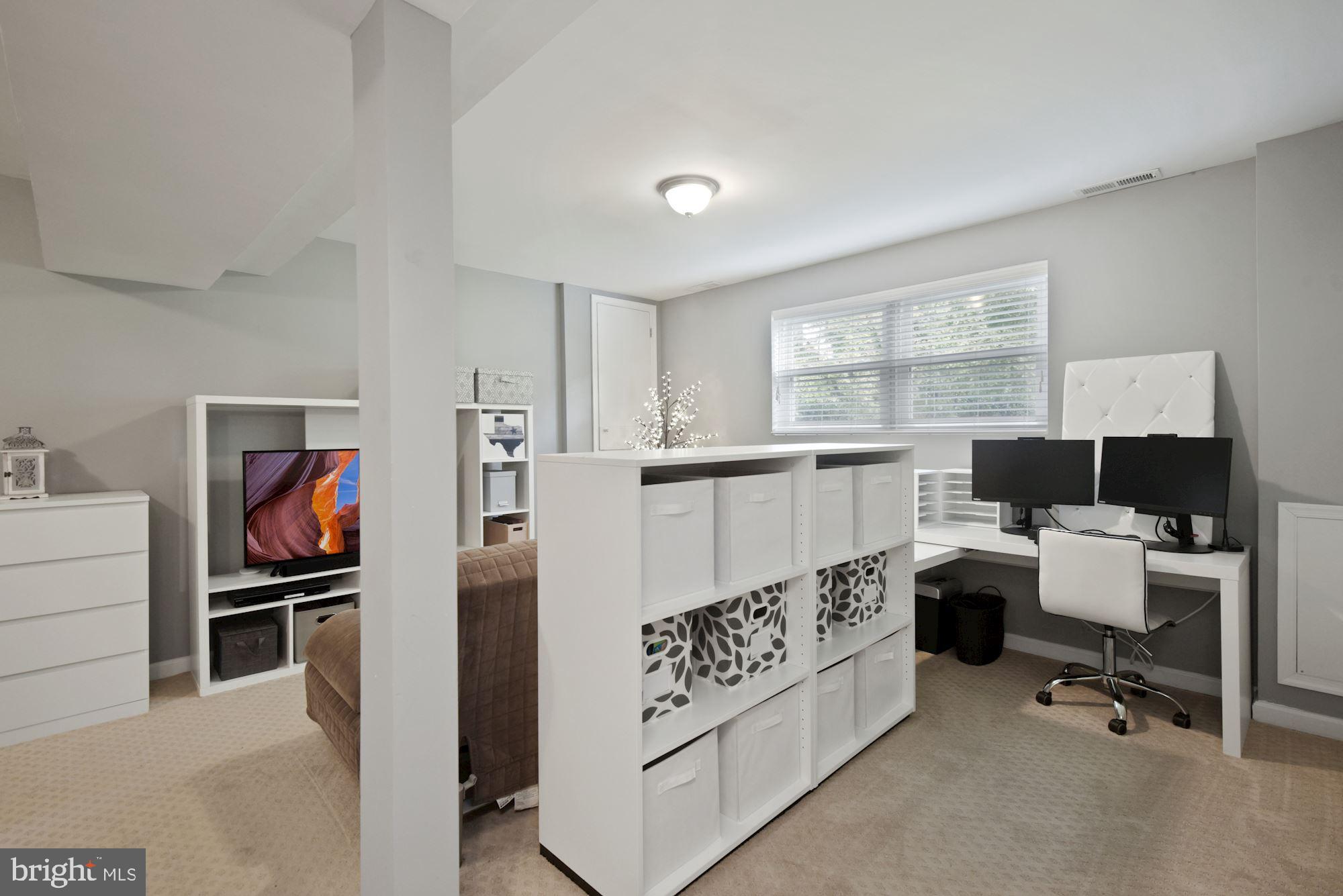 1425 Harding Lane Silver Spring, MD 20905 - Photo 27 of 29