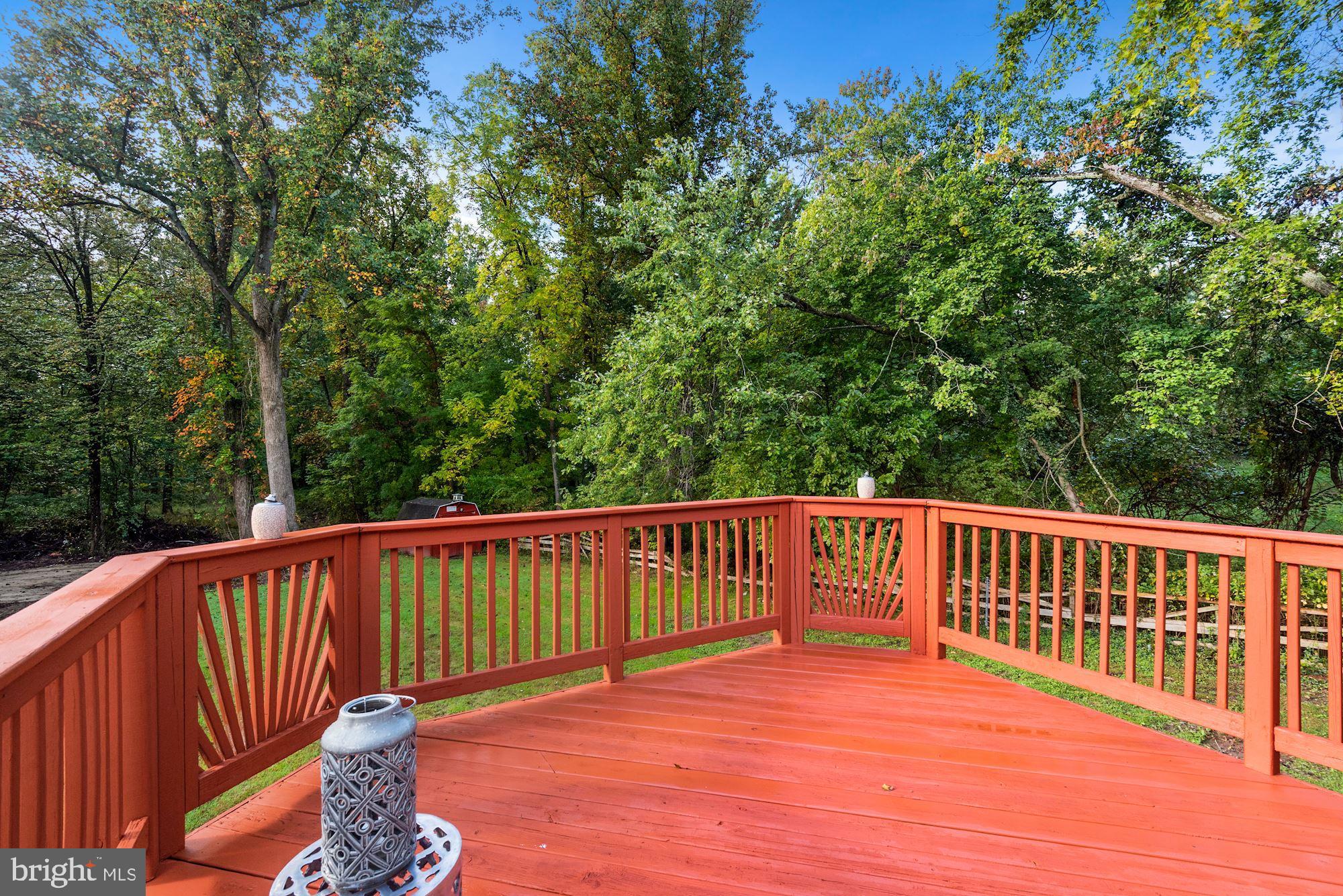1425 Harding Lane Silver Spring, MD 20905 - Photo 5 of 29