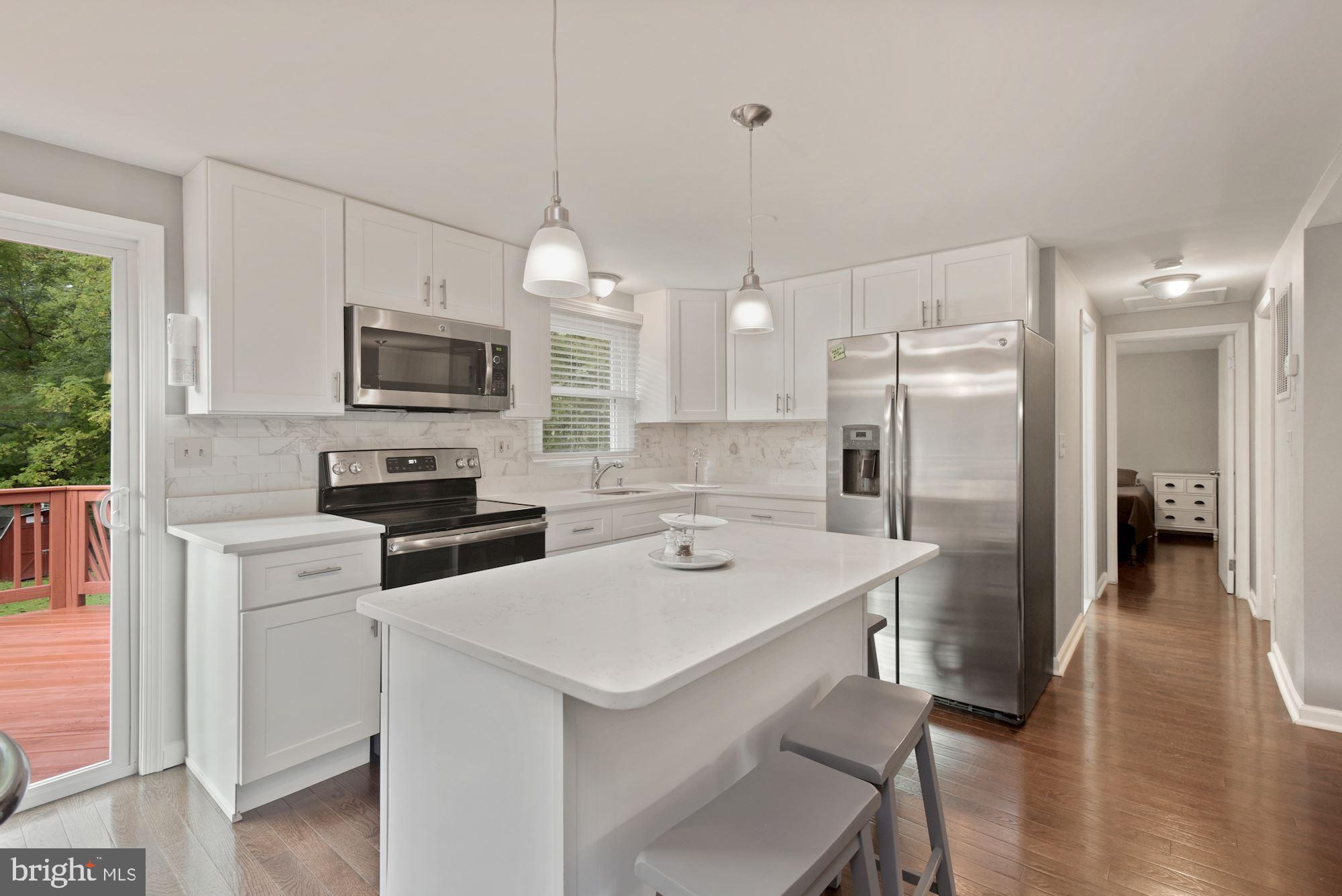 1425 Harding Lane Silver Spring, MD 20905 - Photo 8 of 29