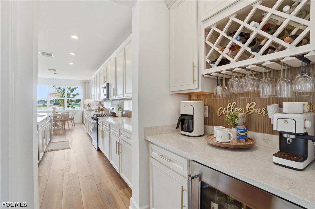 15572 Northridge Road Punta Gorda, FL 33982 - Photo 11 of 48 a kitchen with lots of counter top space
