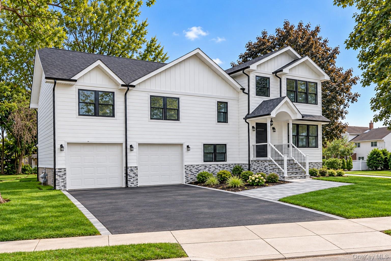 2 Circle Drive Syosset, NY 11791 - Photo 2 of 41 Gallery Image 2
