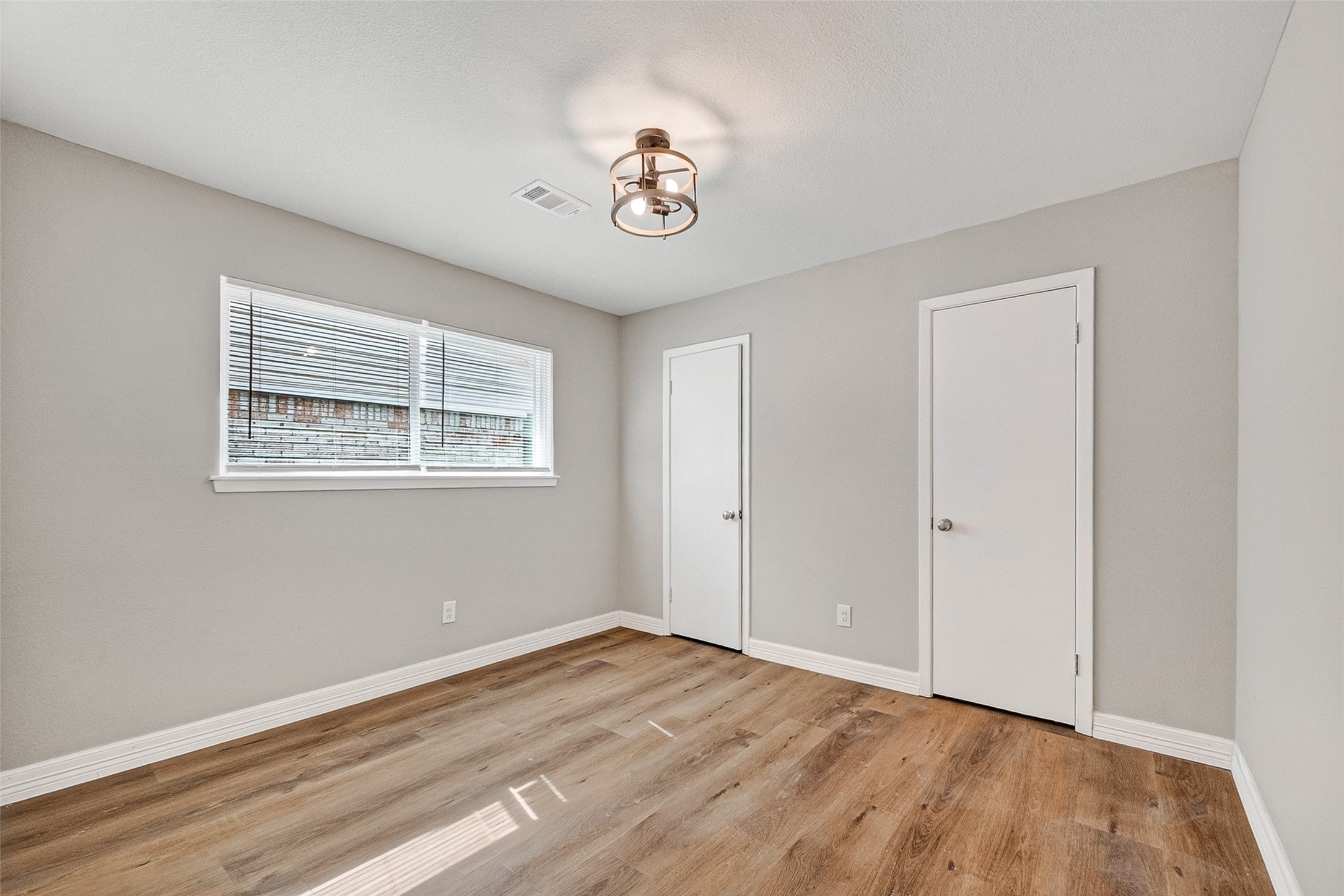9723 Ebb Street Houston, TX 77089 - Photo 12 of 20 Secondary Bedroom