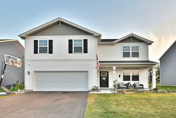 $499,999 | 1381 Vineyard Lane, Pingree Grove, IL 60140