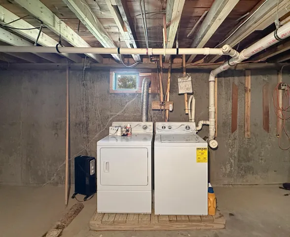 $255,000 | 553 Elliotsville Road, Monson, ME 04464